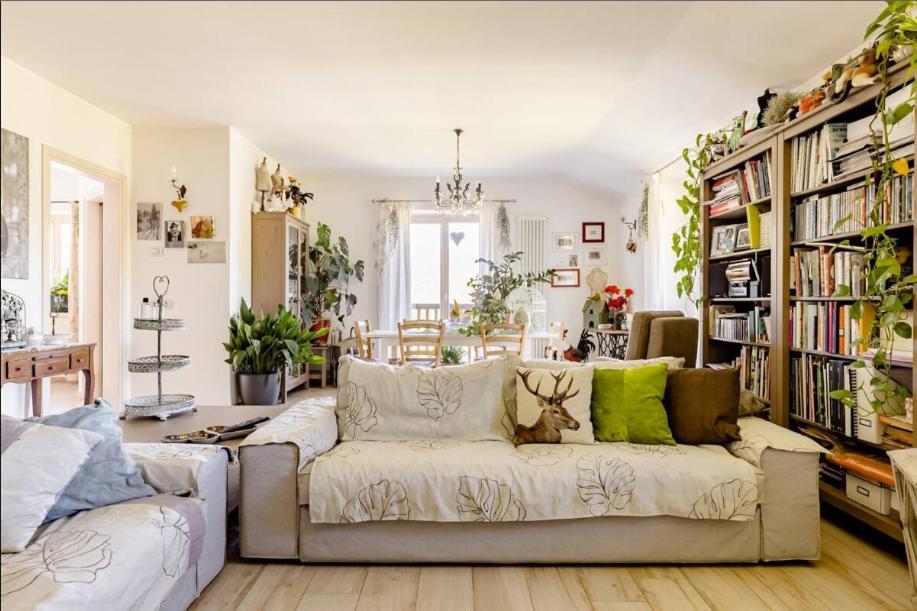 B&B Haus Senter Trambileno Екстер'єр фото