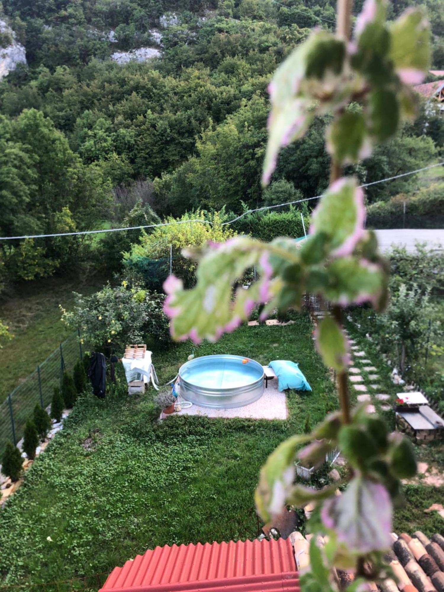 B&B Haus Senter Trambileno Екстер'єр фото